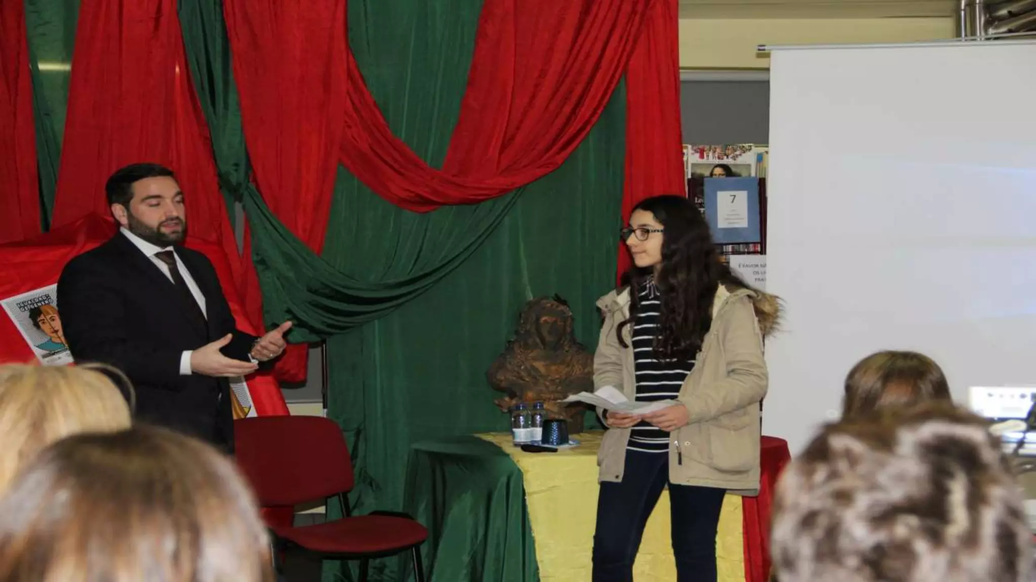 Parlamewnto dos jovens