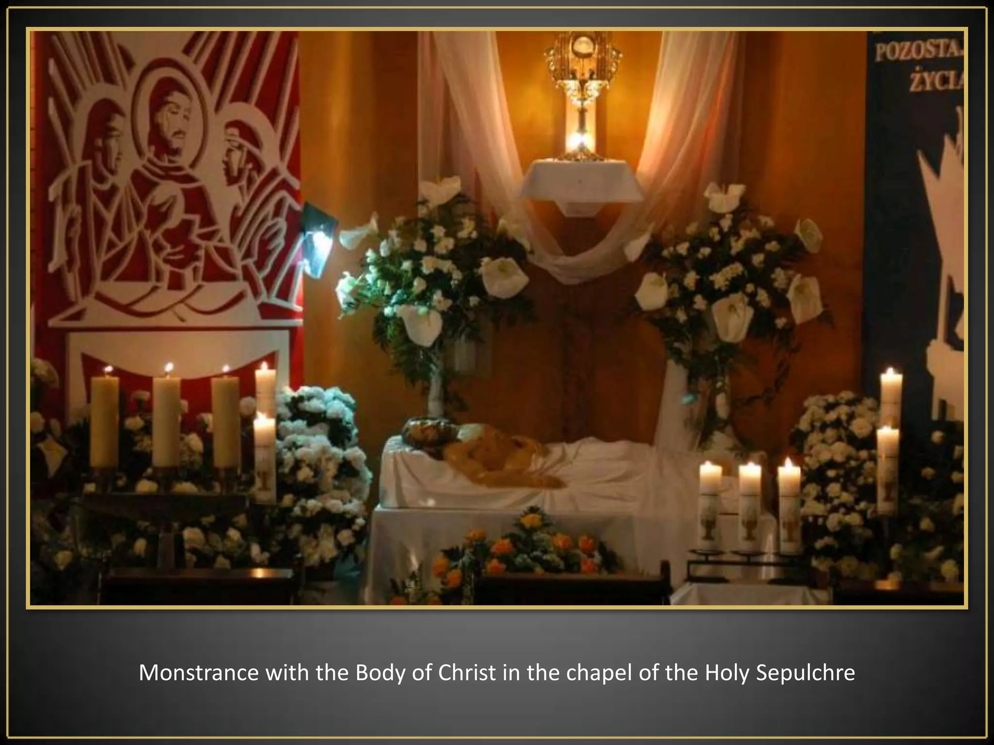 Adoration of the Cross - to the presbytery brings the cross is, which the priest reveals in the three stages, each time by singing: "Behold the wood of the Cross on which hung the Saviour of the world" (EccelignumCrucis, in quesalusmundipependit), to whichpeoplerespond"Come, let us adore Him" (Veniteadoramus). You can also carry a cross in procession through the church and to sing the acclamation in three places of temple (at the entrance, to the middle and in the chancel). Then the faithful venerate the Cross, for example through kissing. In this time the singing of the Improperia.