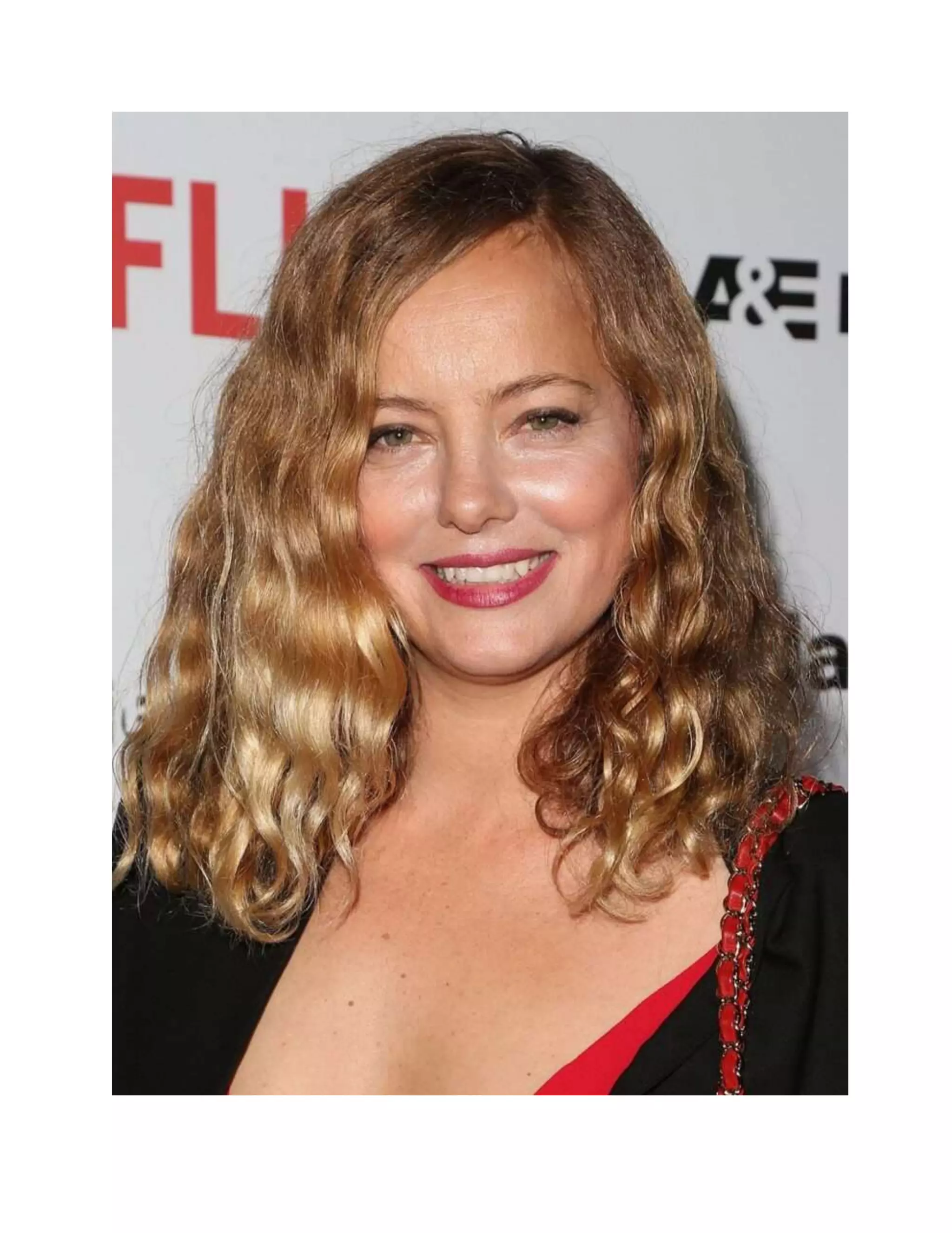 Exclusive Bijou Phillips A Multifaceted Talent in the Entertainment(04)