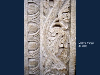 Motivul frunzei
de acant

 