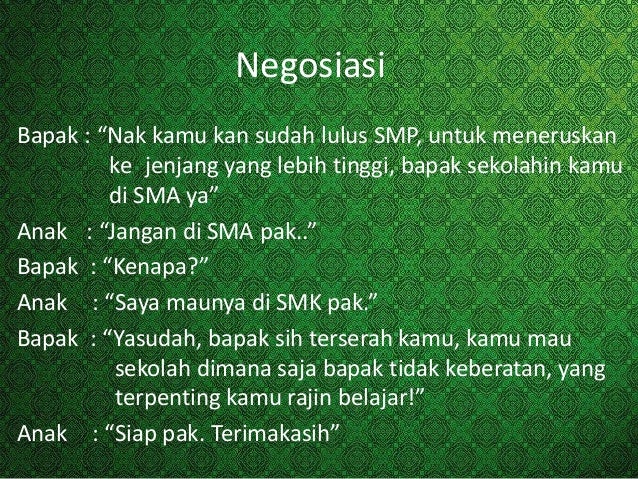 Perbedaan teks anekdot dan teks lainnya