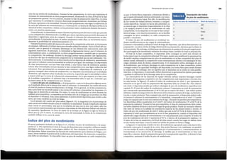 ::s50
5
60
4
70-80
3
90
2
100
1
Nivel de forma {%)
lndice de pico de rendimiento
ya que la forma fisica empezarfa a disminuir debido a
que se gasta demasiado tiempo entrenando con inten-
sidades o vohimenes bajos. Par ello, la modificaci6n
de las niveles de enfasis deberia limitarse a competi-
ciones especfficas.Excepto en las de alta prioridad, no
es esencial que el deportista (especialmente el de elite
y de equipo) alcance el pico de rendimiento en cada
competici6n. En las deportes en las que la fase compe-
titiva es larga, y con muchos encuentros, no es factible
conseguir un pico verdadero en cada competici6n,
partido o encuentro.
El indice de pico de rendimiento se modulara me-
diante modificaciones en las cargas de entrenamiento
(volumen e intensidad) y reflejarael nivelde fatigadel deportista, que afectadirectamente a su
preparaci6n. Los altos nivelesde fatigadisminuiran su preparaci6n, mientras que las bajos la
incrementaran. Sin embargo, si disminuye excesivamentesu puesta en forma por seguirpeno-
dos prolongados de intensidad yvolumen de trabajo bajos, tambien lo hara su preparaci6n.
Al final de la fase competitiva, el deportista debe conseguir su nivel mas elevado de
forma (pico) para la competici6n principal. Par tanto, puede estarjustificada la aproximaci6n
de incluir muchas competiciones sin pico de rendimiento en la fase competitiva del plan de
trabajo anual, utilizando la competici6n como entrenamiento efectivocon estrategiasde des-
cargas minimas antes de dichas competiciones. Si el entrenador utiliza estrategias de pico
de rendimiento, que incluyan descargas en cada competici6n de la fase competitiva, podrfa
conseguir reducir la capacidad fisiol6gica del deportista y su forma fisicapara rendir durante
la temporada. Sin embargo, esto no significa que el deportista no se centre en cada partido.
Masbien, el deportista y el entrenador deben determinar la aproximaci6n optima para seguir
o graduar la utilizaci6n de la descargaantes de la competici6n.
Los entrenadores de los deportes de equipo deberan utilizar mayores descargas cuando
el objetivo del programa competitivo son las competiciones mas importantes o los tres riva-
les mas fuertes. La figura 8.13 indica el indice de rendimiento de nivel 1, que representa la
situaci6n en la que el nivel de preparaci6n del deportista debe ser el mas alto. Para obtener
este nivel, el deportista tendra que utilizar estrategias de pico de rendimiento espedficas (ver
capitulo 9). El nivel del indice de rendimiento mimero 2 representa un nivel de preparaci6n
que corresponde aproximadamente al 90 % del que se espera del nivel 1. Esteindice podria
utilizarse cuando se juegacontra los dos tercios de los mejores equipos de la liga,excluyendo a
los tres o cuatro primeros. Para conseguir este nivel de preparaci6n, el deportista debera redu-
cir menos el volumen de entrenamiento y la intensidad, comparados con el nivel 1. Cuando
juegacon equipos que no son una amenaza en la liga, o durante los partidos precompetitivos,
los deportistas deben mantenerse en el nivel 3 del indice de rendimiento (70 al 80 % de la
preparaci6n maxima). Durante la fase precompetitiva, el plan de entrenamiento debe enfati-
zar sabre objetivos tecnicos y tacticos en lugar de ganar partidos. Puede ser necesario obtener
este nivel de forma en la subfase de preparaci6n especial de los planes biciclo o triciclo. El
indice de pico de rendimiento de nivel 4 indica que este es del 60 % de la forma maxima, y
representa el nivel que normalmente se ve en la fase preparatoria, cuando el deportista esta
asumiendo cargaselevadas de entrenamiento y no esta preparado para competir. El indice de
pico de rendimiento del nivel 5 representa el 50 %, o menos, de la preparaci6n maxima, yes
el tipico de la fase de transici6n y del final del plan anual, cuando las cargasde trabajo estan
en sus niveles mas bajos, como lo estan las niveles de puesta en forma y fatiga.
La figura8.13 representa el indice de pico de rendimiento apropiado para cada macrociclo,
sirviendo como gufa el trazado de la curva. Esta podra fluctuar o ser ondulante, en paralelo
con las niveles de estres o de fatiga generados por el entrenamiento y, consecuentemente, se
incrementara en los microciclos de descarga. A medida que el entrenamiento se hace mas
espedfico e intenso, desde la preparaci6n general a la preparaci6n espedfica, y durante la fase
competitiva, mejorara el indice de pico de rendimiento.
Descripci6n del fndice
de pico de rendimiento
TABLA8.4
209
Periodizaci6ndel plan anual
El nuevo pararnetro incluido en la figura 8.13, el indice de pico de rendimiento ode prepa-
raci6n (2, 3, 29), representa el nivel de forma del deportista para competiry refleja su estado
fisiol6gico, tecnico, tactico y psicol6gico (tabla 8.4). Para modular el nivel de preparaci6n
del deportista, deben manejarse las factores de entrenamiento para eliminar la fatiga y, par
tanto, elevar tambien el potencial de rendimiento del deportista. En el proceso competitivo
este debe ser prioritario. Es imposible tener un pico de rendimiento en cada competici6n,
lndice del pico de rendimiento
ci6n de sus niveles de rendimiento. Durante la fase preparatoria, la curva que representa el
volumen de entrenamiento se eleva progresivamente, alcanzando su cima al final de la fase
de preparaci6n general. Par el contrario, durante la fase de preparaci6n especffica, la curva
que representa la cantidad de volumen disminuye progresivamente, situandose par debajo
de la que representa a la intensidad. Durante la fase preparatoria, esta sigue la trayectoria de
la curva del volumen de entrenamiento y, a continuaci6n, se desvfa de ella hacia arriba en la
mitad de la fase competitiva. Ambas curvaspresentan mayor ondulaci6n durante las macro-
ciclos con muchas repeticiones.
Generalmente, la intensidad es mayor durante la primera parte del microciclo que precede
a una competici6n, disminuyendo a medida que esta se aproxima para permitir descansar al
deportista y regenerarse antes de competir. Cuando el volumen del entrenamiento es alto,
normalmente la intensidad es baja. Si ambos parametros estan altos, se incrementa marca-
damente la posibilidad de sobreentrenamiento (7).
Durante la primera parte del macrociclo antes de la competici6n principal, se incrementa
el volumen, reflejando el enfasis hacia una elevada calidad de trabajo. Hada el final del ma-
crociclo, por lo general el volumen disminuye en las ultimas dos microciclos antes del
siguiente macrociclo. Al principio, la intensidad es ligeramente menor que el volumen de
entrenamiento pero, a continuaci6n, se eleva progresivamente a medida que se aproxima
la competici6n. Sin embargo, durante la descarga ambas curvas pueden caer ligeramente,
en funci6n del tipo de disminuci6n progresiva de la intensidad que se este utilizando. Tra-
dicionalmente, la intensidad no se eleva mucho en las deportes de resistencia, permitiendo
que tanto elvolumen coma la intensidad seenfaticen por igual. Sin embargo, las deportistas
de clase internacional, con una base mas s6lida, y una buena base de resistencia, pueden
tolerar ahas intensidades incluso durante la fase competitiva (con una ligera reducci6n del
volumen). Esta aproximaci6n es necesaria para entrenar a deportistas de resistencia si se
quieren conseguir altos niveles de rendimiento. Losdeportes caracterizados par actividades
dinamicas, que expresan altos resultados de potencia, requeriran que la intensidad se eleve
a mayor nivel que la curva de volumen de entrenamiento. En lo que respecta a la fase corta
de la subfase competitiva, el volumen baja y la intensidad sube, lo que da a entender que
la mayor parte de las competiciones son intensas.
La curvadelpicoderendimiento,o de preparaci6n, coma sela denomina algunas veces,
es el resultado directo de la interacci6n entre elvolumen y la intensidad, las cuales afectaran
al nivel de puesta en forma del deportista o de fatiga. Par lo general, en la fase preparatoria,
esta curva tiene un recorrido parejo a las curvas del volumen e intensidad, en respuesta a la
fatiga que se desarrolla en esta fase. Par tanto, la curva de rendimiento se eleva durante las
subfases precompetitiva y competitiva por la reducci6n de la fatiga que se produce en ellas
al disminuir el volumen. Esta curva representa el potencial del deportista para rendir a alto
nivel, asi coma tambien su nivel de fatiga.
En el ejemplo del cuadro del plan anual (figura 8.13), la magnitud (no el porcentaje de
cada curva) es el enfasissituado sabre elvolumen y la intensidad. Es mas complicado expresar
estas curvas en porcentajes, mas que en la relaci6n de una con la otra; par tanto, solo las
entrenadores experimentados que entrenan a deportistas de elitedeberian utilizar estemetodo
de expresi6n. Igualmente, la curva de estres no se incluye en la figura ya que su forma se
afecta par (y, par lo tanto, se asemeja) la curva de intensidad; la fecha de la competici6n
tambien influye en la curva de estres.
Periodizaci6n
208
 