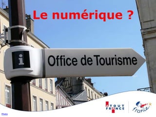Les offices de tourisme des lieux de séjour …  Sont en général visités dès le début du séjour  pour y trouver des plans et cartes, des documentations sur les visites (particulièrement les 40-55 ans Lyonnais) , des adresses d’hébergement et une série d’informations diverses : gastronomie, sorties, activités pour enfants, vie pratique … « les dates de marché » « la carte du domaine skiable » « les horaire de la poste, les horaires ddes marées » 