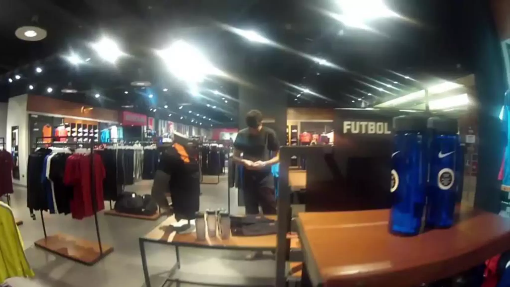 © IDC Visit us at IDC.com and follow us on Twitter:
@IDC
6
 