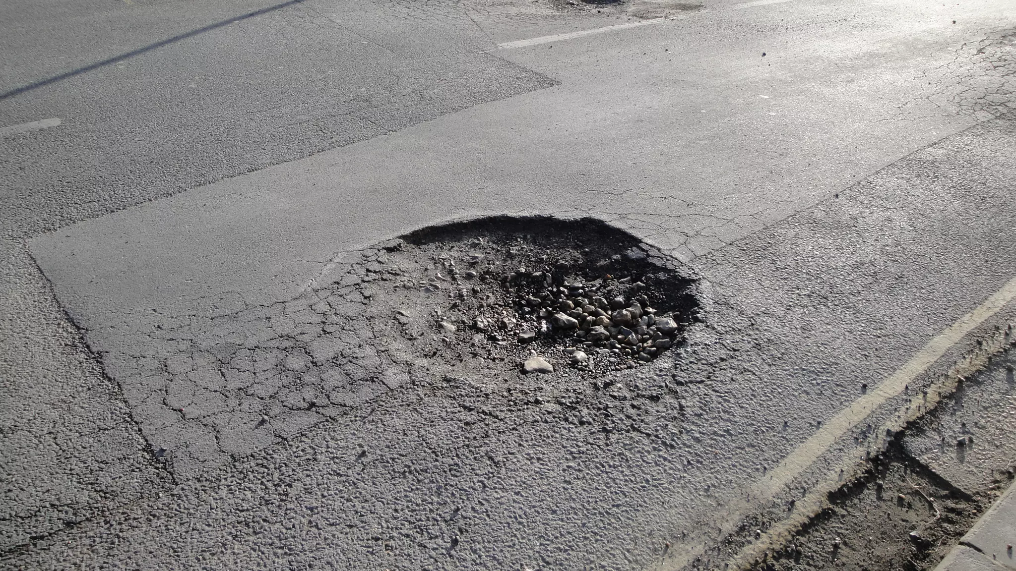 Boston, Massachusetts is
a lovely place, but it has a
number of problems.
 