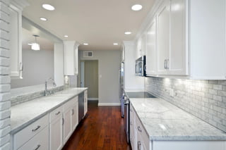 Phoenix kitchen cabinet remodeling contractor project