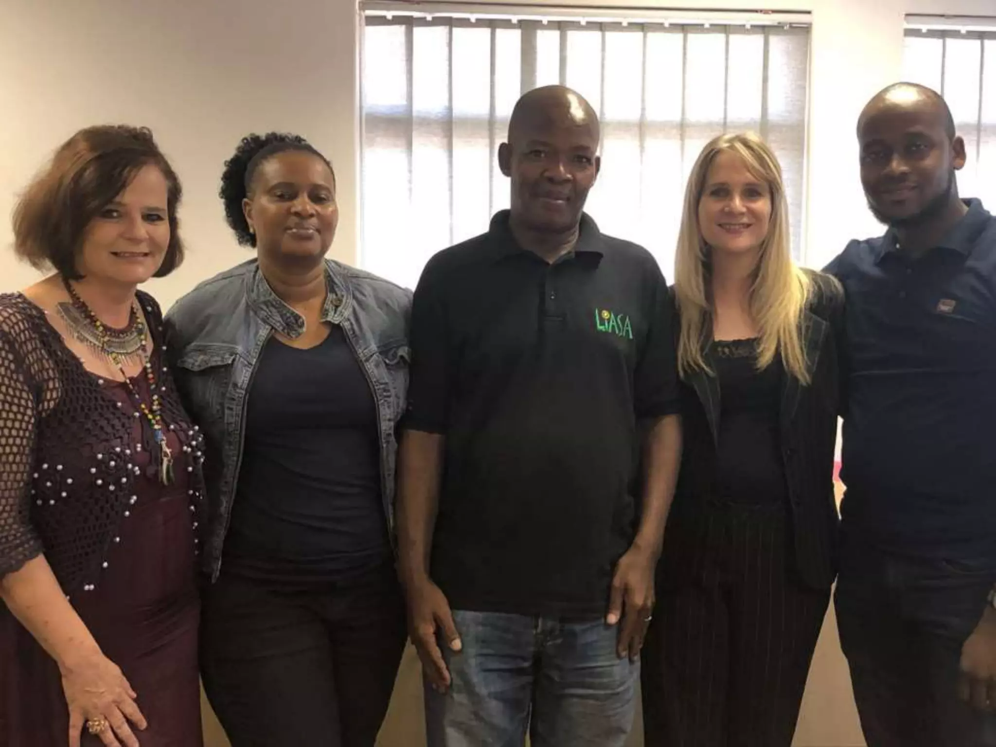 Design like a pro! Poster design for librarians