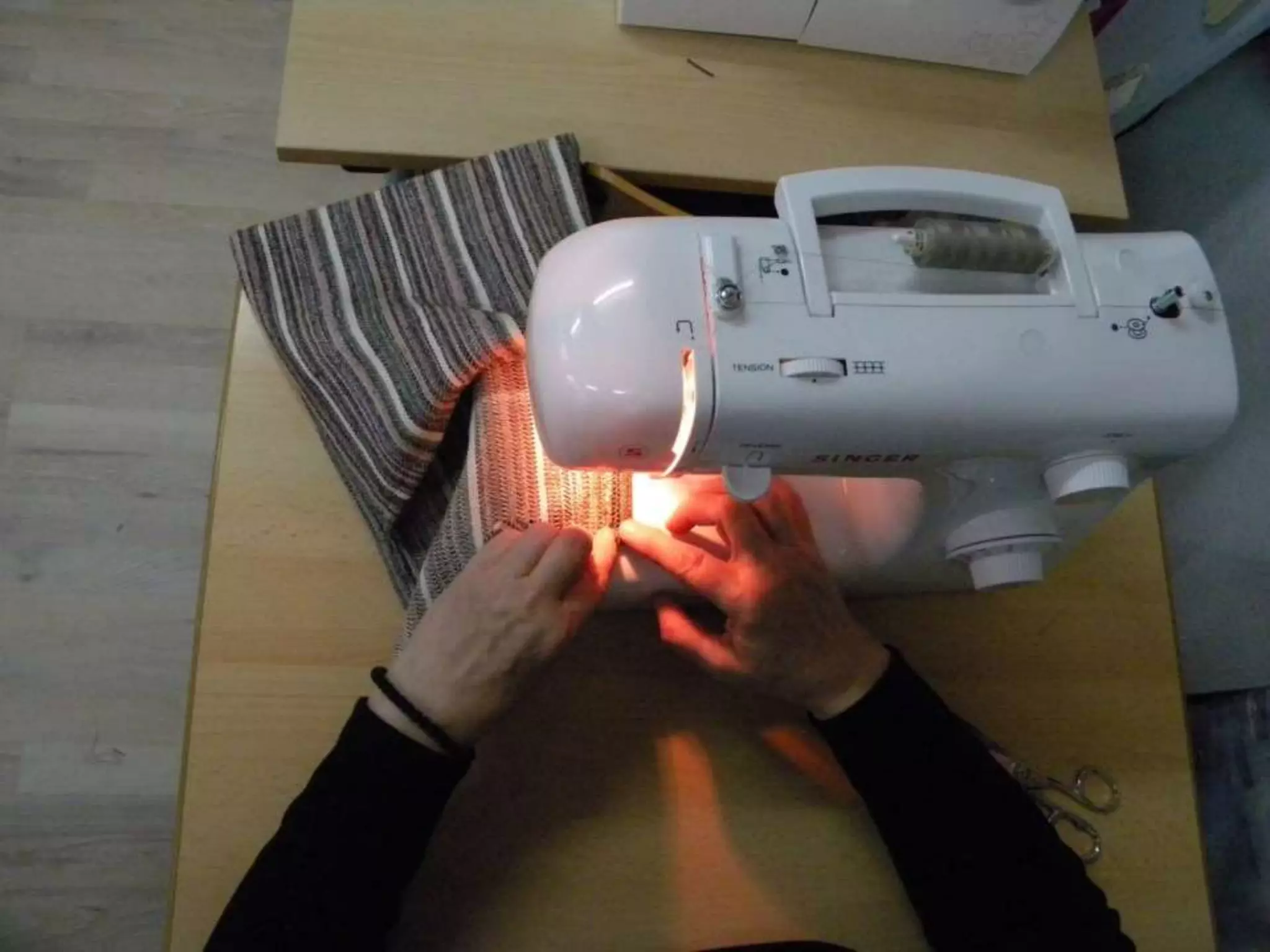 Photo instructions sewing bag work skills