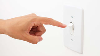 PHYSICAL
OBJECTS
TELL US HOW 
THEY’RE USED
 