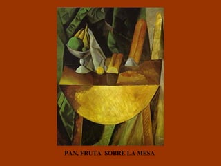 PAN, FRUTA  SOBRE LA MESA 
