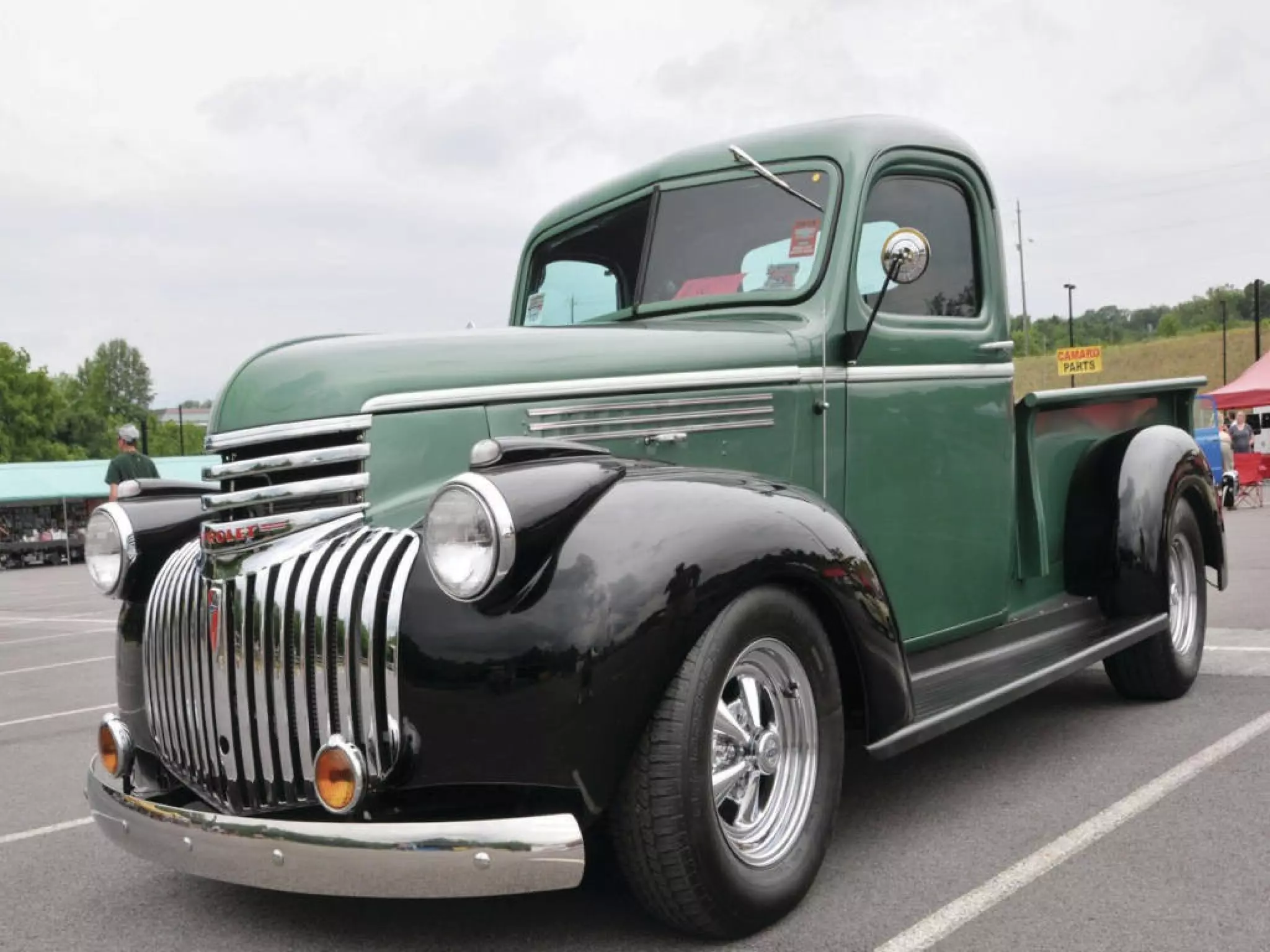 Camionetas antigas e recuperadas