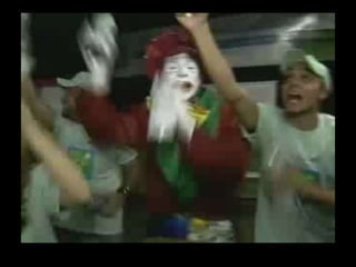 Dica finalO que fazer com as pilhas e baterias?     Quanto às usadas...Evitar jogar pilhas no lixo domésticoEnvie algumas pilhas usadas ao fabricante: torne-o consciente de sua preocupação.Se precisar comprá-las...Prefira os modelos livres de mercúrio, cádmio ou chumbo. Procure as pilhas (ou baterias) de longa duração. Reutilize sempre que possível. Nas compras...Evite brinquedos e eletrodomésticos movidos à pilha. É melhor prevenir do que remediar.