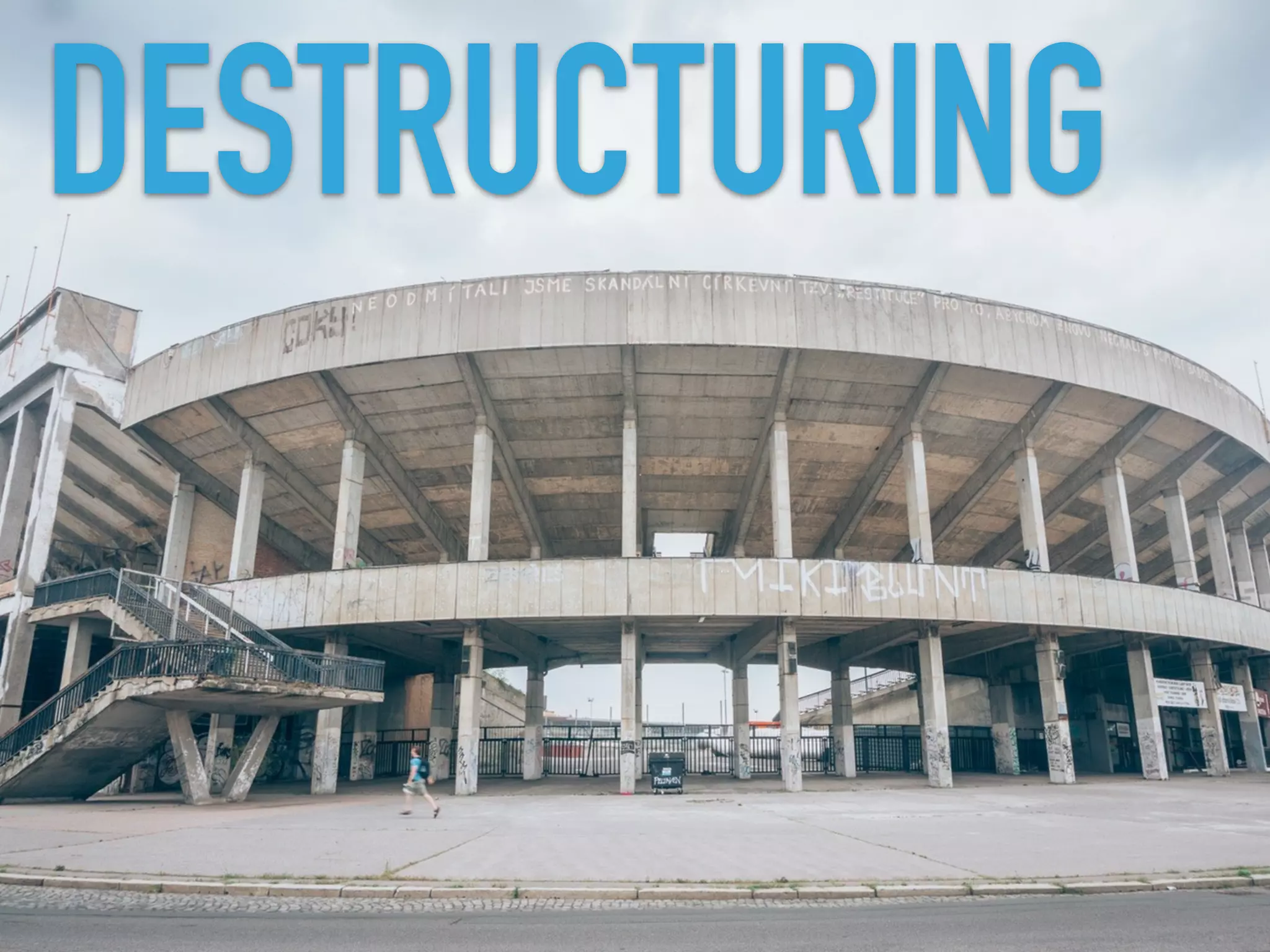 DESTRUCTURING
 