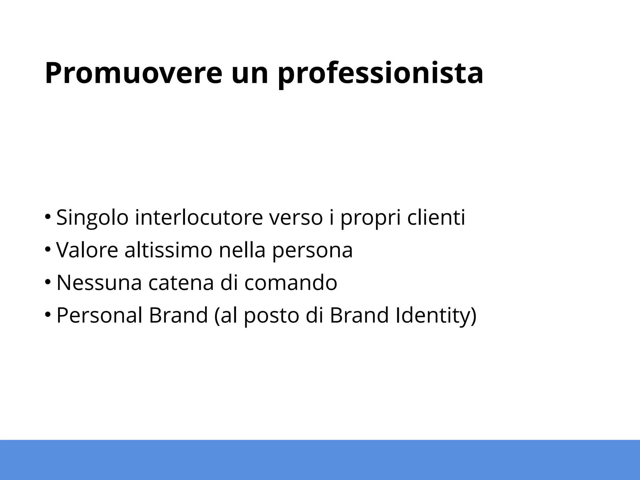 Promuovere un professionista
• Facebook
• campagna pubblicitaria verso il nostro sito web,
pubblicazione di news su Profilo e Pagina Brand
• Twitter
• analisi del target, promozione di servizi, definizione
di strategie per lo sviluppo di nuovi servizi
• LinkedIn
• raccolta di Segnalazioni di qualità, promozione sul
proprio profilo personale di news di settore
 