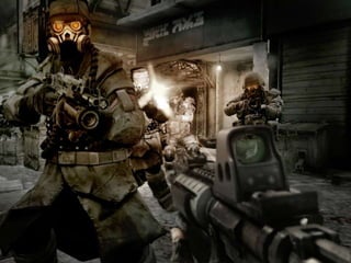 Play determined men ICA