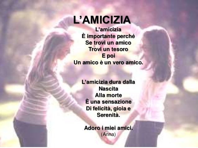 Il mio amico si diverte con le tette di mia moglie 3