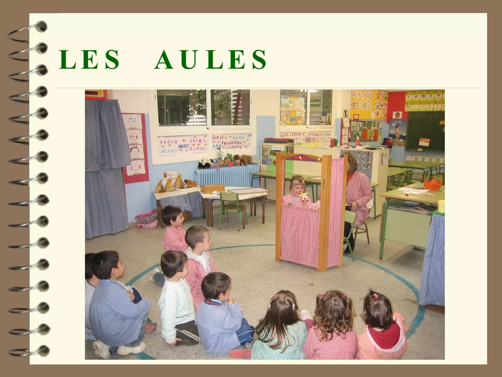 LES  AULES 
