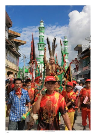 (Photo: Nono Suprayitno)
10
 