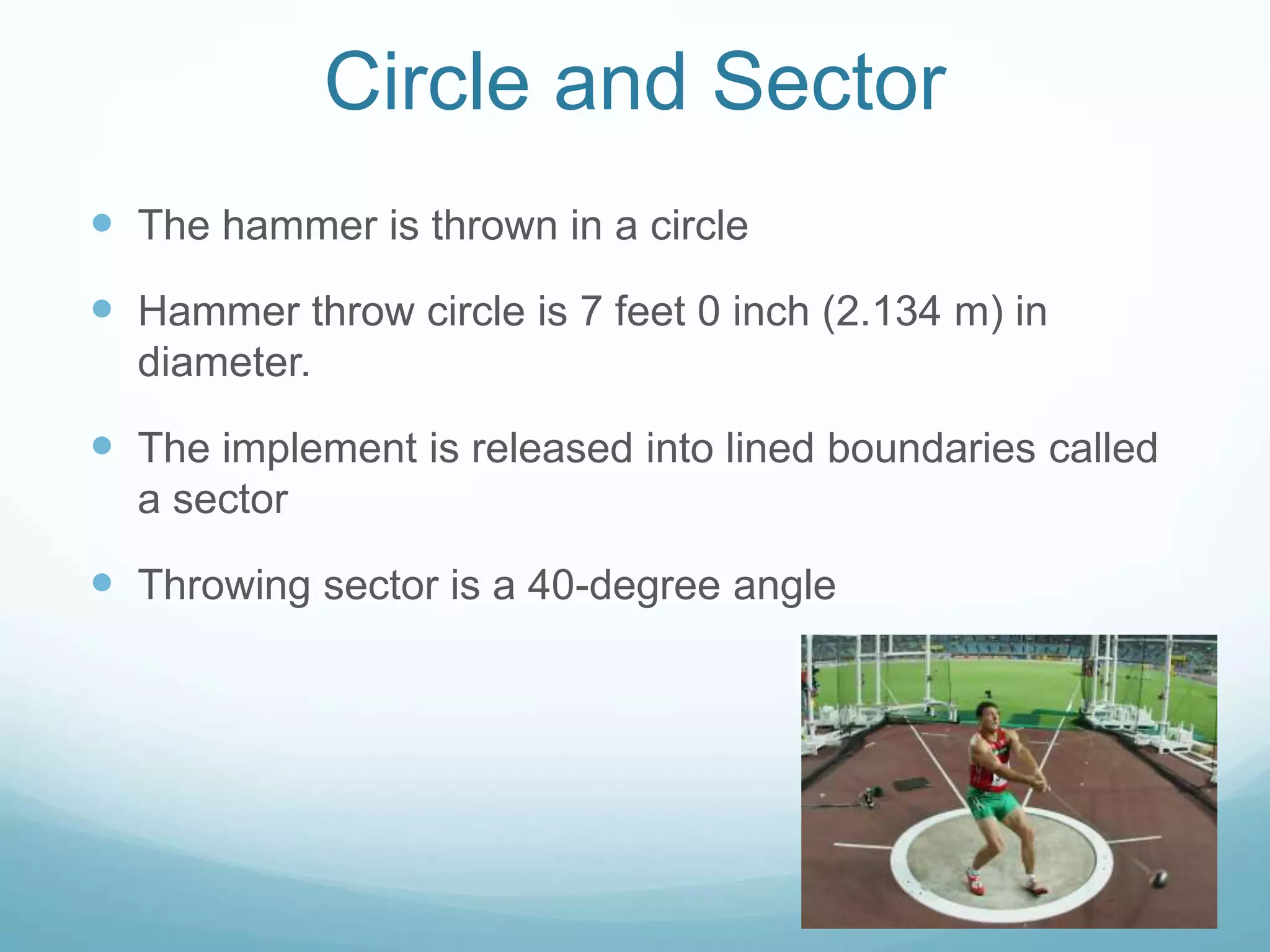 The athlete starts the throw winding the implement over head. Then a number of progressive heal to toe turn are done, anywhere from 1 to 4 turns. 