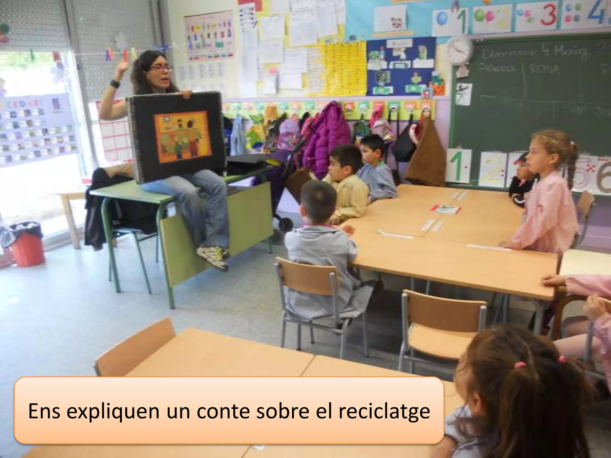 … i elsllençem al seucontenidor