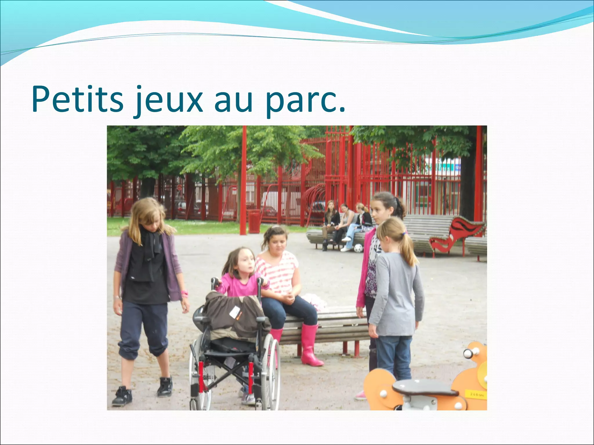 Petits jeux au parc.
 