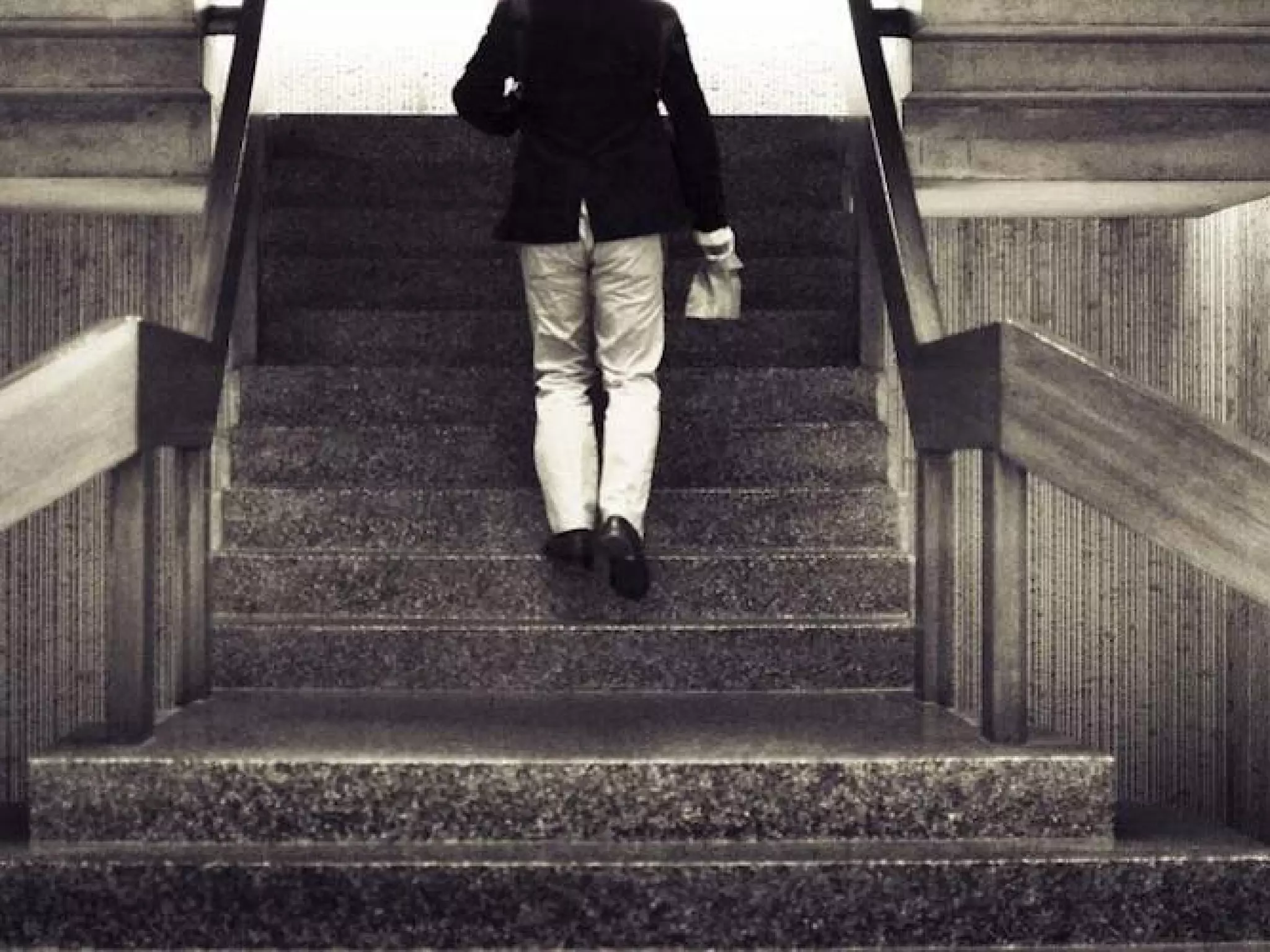 1. 地域が熱い！
2. ニッチ＆メジャー
3. よろこび品質
新たなものづくり
25
 