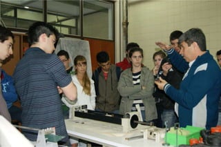 ENSAYO PROBETAS METÁLICAS A LA TRACCIÓN

 