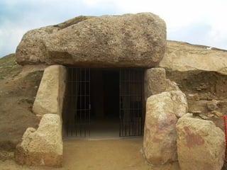 Cueva de
la Menga

Málaga

Galería
dolménica
 