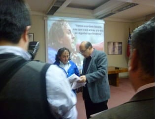 Premio Clotario entregado a Ivan Fuentes