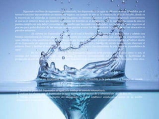 Siguiendo esta línea de argumentos, en Venezuela, los dispensadores de agua se encuentran muy difundidos por el
territorio nacional encontrándose en numerosos hogares; un ejemplo de esto es la urbanización chucho Briceño, donde en
la mayoría de sus viviendas se cuenta con estas maquinas; no obstante presentan el problema mencionado anteriormente
el cual es el esfuerzo físico que requiere el montaje del botellón en el dispensador, por lo cual muchas amas de casa no
pueden cumplir con este deber y necesitan de un hombre que las ayude con dicha labor, volviéndose un poco engorroso el
proceso para poder disfrutar de las ventajas que nos pueden aportar los dispensadores de agua, que se han destacado en
párrafos anteriores.
                Al elaborar un dispensador de agua, en el cual el botellón se encuentre en la parte inferior y además una
bandeja automatizada de entrada para el mismo, ayudaría con esta problemática actual que cuentan los dispensadores de
agua. Debido a estas condiciones surgiría la pregunta por la cual se basara el proyecto de investigación, ¿Podrá el diseño
de un dispensador de agua con ubicación del botellón en la parte inferior y bandeja de entrada automatizada disminuir el
esfuerzo físico y facilitar el montaje de dicho botellón para el correcto funcionamiento de esta máquina expendedora de
agua?
                De ser afirmativa la respuesta a esta interrogante surgirían otros aspectos a considerar como lo son, el
montaje del botellón en la bandeja automatizada, el correcto mantenimiento del dispensador, la factibilidad de
producción de este dispensador a una mayor escala, la reducción de espacio vertical que este diseño otorgaría, entre otros.



                                             Objetivos de la investigación

                                                   Objetivo General
                 Construir un dispensador de agua con ubicación del botellón en la parte inferior y bandeja de entrada
 automatizada.
                                                 Objetivos Específicos
 1. Diseñar un plano del dispensador de agua, y la bandeja de entrada automatizada.
 2. Analizar los efectos, que el dispensador de agua tendría en los hogares de la urbanización chucho Briceño.
 3. Validar el correcto funcionamiento del dispensador y lograr establecer conclusiones acerca de su posible
 producción a escala mayor.
 