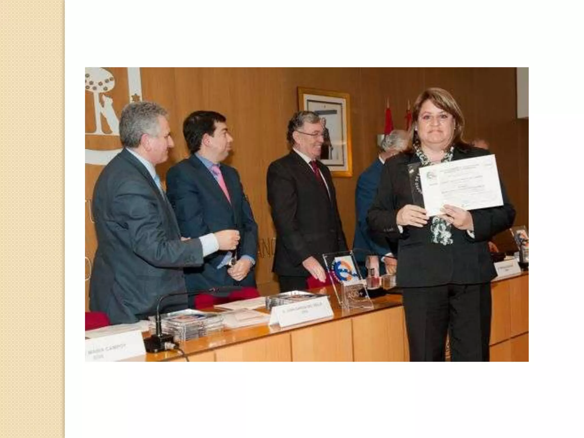 RECONOCIMIENTOS A LA EXCELENCIA EDUCATIVA 2012