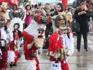 El Festival de Kukeri, Bulgaria. Luis Salvador Velasquez Rosas