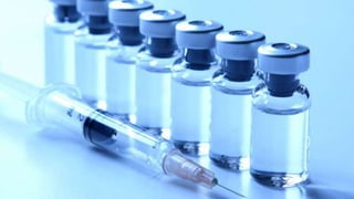 OXITOCINA
Solución inyectable
Oxitócico
FORMA FARMACÉUTICA Y FORMULACIÓN:
Cada ampolleta de SOLUCIÓN INYECTABLE contiene:
Oxitocina.............................................................................. 5 U.I.
Vehículo, c.b.p. 1 ml.
INDICACIONES TERAPÉUTICAS:
La inyección de OXITOCINA está indicada por el médico quien elige la inducción para la labor,
por conveniencia en un embarazo a término.
Preparto: OXITOCINA parenteral está indicada para el inicio o mejoramiento de las
concentraciones uterinas, se consideran las condiciones del feto y la madre para el parto vaginal.
Está prescrito para iniciar la inducción de labor en pacientes con indicación médica como es en:
problemas de Rh(-), diabetes materna, preeclampsia o ruptura prematura de membranas y en el
parto; y como adyuvante en el manejo de aborto inevitable. En el primer trimestre se usa como
1a. terapia para curetaje, en el segundo trimestre en el aborto.
Posparto: OXITOCINA es indicada para producir contracciones uterinas durante el 3er. estadio
de labor y en el control de sangrado postoperatorio, hemorragia.
 