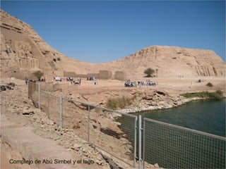 Complejo de Abú Simbel y el lago
 