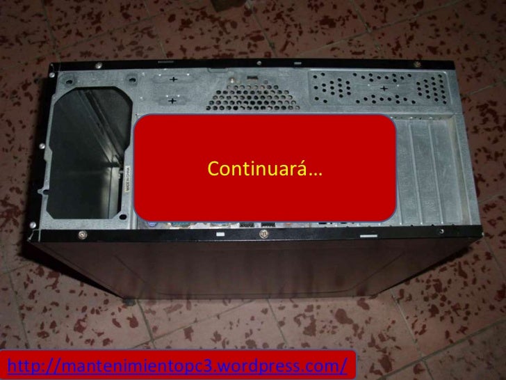 Las conexiones de la parte trasera del gabinete