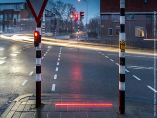 https://www.theguardian.com/technology/2017/feb/15/dutch-led-scheme-smartphone-traffic-lights-whatsapp#img-1
 