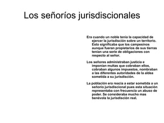 Los siervos  eran numerosos y jurídicamente equiparados a “cosas”, susceptibles de ser vendidos, donados, permutados y transmitidos hereditariamente. El origen de la servidumbre era ser hijos de padres siervos, el cautiverio o la entrega voluntaria al no poder pagar las deudas 