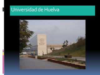 Monumento a Mora Claros con Edificio del colegio deColegio de arquitectos
