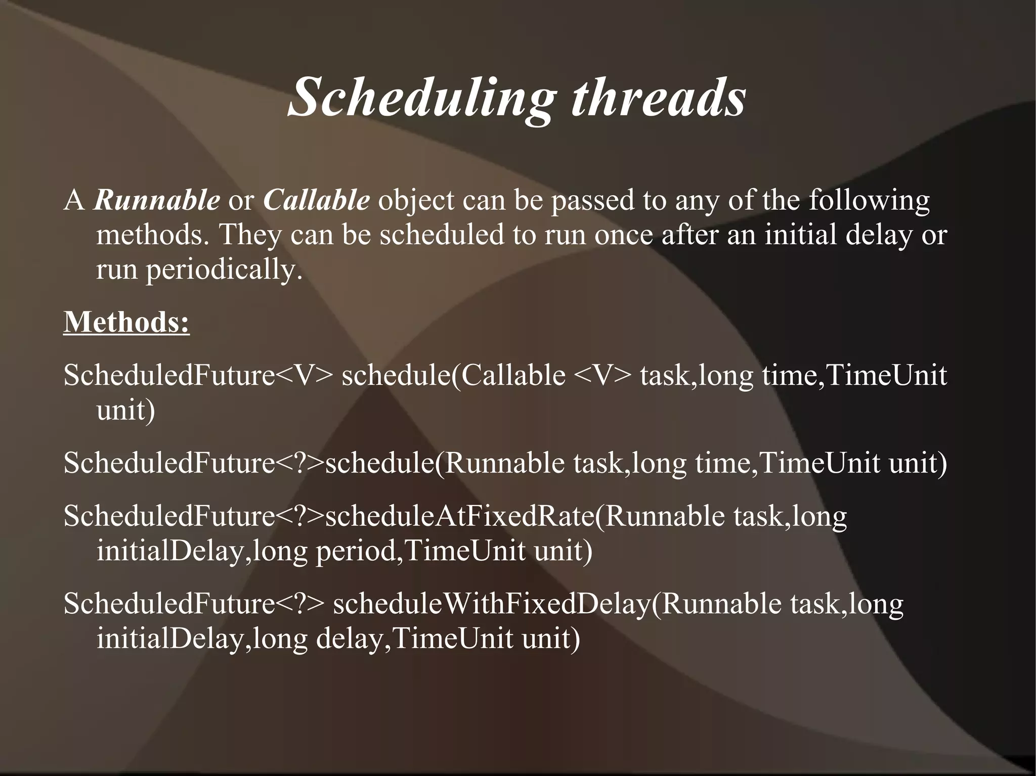 LinkedBlockingQueue(int capacity) 