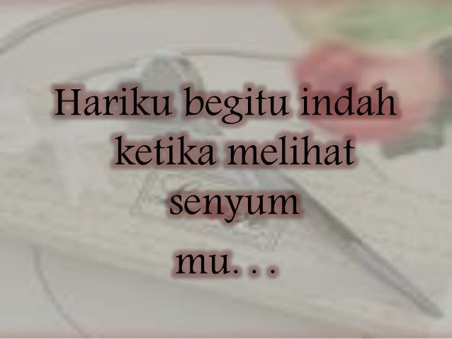 Puisi Indah Senyummu - Kumpulan Puisi Terbaik