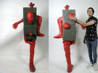 Une sculpture / Un socle