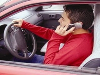 presentsimplevspresentcontinuousppt-121007170639-phpapp01.pdf