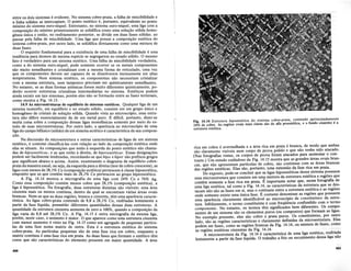entre os dois sistemas e evidente. No sistema cobre-prata, a falha de miscibilidade e
alinhasoliduS se interceptam. 0 ponto eutetico e, portanto, equivalente ao ponto
mfnimodo sistemaouro-nfquel. Entretanto, no sistema ouro-nfquel, uma liga com a
composi<;:ao domfnimo primeiramente se solidifica como uma solu<;:ao solida homo-
geneaunica e entao, no resfriamento posterior, se divide em duas fases solidas. ao
passarpela falha de miscibilidade. Uma liga que possui a composi<;:ao eutetica do
sistemacobre-prata, por outro lado, se solidifica diretamente como uma mistura de
duasfases.
o requisito fundamental para a existencia de uma falha de miscibilidade e uma
tendenciapara atomos de mesma especie se segregarem no estado solido. 0 mesmo
fato e verdadeiro para um sistema eutetico. Uma falha de miscibilidade verdadeira
como a do sistema ouro-nfquel, pode somente ocorrer se os metais componente~
sao muito semelhantes e cristalizam com a mesma forma de reticulado, uma vez
que os componentes devem ser capazes de se dissolverem mutuamente em altas
temperaturas. Num sistema eutetico, os componentes nao necessitam cristalizar
com a mesma estrutura, nem tampouco precisam ser quimicamente semelhantes.
No_entanto, se as duas formas atomicas forem muito diferentes quimicamente, po-
d~rao o~OI:rer est~tu.ras cristalin~s intermediarias no sistema. Eutetic;os podem
amda eXlstIr em talS sistemas, porem eles nao se formarao entre as fases terminais
como mostra a Fig.• 14.13. '
14;9 As microestruturas deequilibrio de sistemas euteticos. Qualquer liga de um
sistema isomorfo, em equilIbrio e no estado solido, consiste em um grupo unico e
homogeneode cristais de solu<;:ao solida.Quando vista ao microscopio, essa estru-
turanao difere essencialmente da de um metal puro. E dificil, portanto, dizer-se
muita coisa sobre a composi<;:ao dessas ligas monofasicas somente por meio do es-
tudo de suas micrQestruturas. Por outro lado, a aparencia ao microscopio de uma
li~ado campo bifasico (solido) de um sistema eutetico e caracterfstica da sua composi-
<;:ao.
Na discussao da microestrutura e outras caracterfsticas de ligas de um sistema
eutetico,. e costumedassifica-las com rela<;:ao ao lado da composi<;:ao eutetica onde
elas se sltuam. As composi<;:6es que estao aesquerda do ponto eutetico sao chama-
das de hipoeu~eticas, e as que estao adireita, de hipereuteticas. Essas designa<;:6es
pode~ s~r facIlme~te lemb~adas, recordando-se que hipo e hiper sao prefixos gregos
que slgnificam abmxo e aClma. Assim, examinando 0 diagrama de equilibrio cobre-
~rata da maneirausual,ou seja, da esquerda para a direita (teor de cobre crescente), as
hgas com menos de 28,1% ~u (c0!llposi<;:ao eutetica) pertencem aclasse hipoeutetica,
enquanto.que as que contem mms de 28,1% Cu pertencem ao grupo hipereutetico.
A Fig. 14.14 ~~stra a ,micrografia de uma liga com 24% Cu e 76% Ag.
~om? ~ssa co,~poswao 'contem menos cobre que 28,1% (composi<;:ao eutetica), a
hga e. hipoeutetIca. Na fotografia, duas estruturas distintas sao visfveis' uma area
cinzenta mais ou menos continua, dentro da qual se encontram varias ~reas ovais
b!a!lcas. No~e-se que as duas regi6es, branca e cinzenta, tem uma aparencia caracte-
nstI~a. As hgas cobre-prata contendo de 8,8 a 28,1% Cu, resfriadas lentamente a
partir da fase lfquida, possuirao diferentes quantidades dessas duas estruturas. A
~uantid~de da estru~ura cinzenta aumenta de zero a 100%, quando a composi<;:ao da
hga,vana de 8,8 ate 28;1% C,;;A. Fig; 14.15e outra Inicrografia da mesma liga,
porem, neste caso, 0 aumento e mmor. 0 que aparece como uma estrutura cinzenta
com menor aumento e visto!?-a Fig. 14.15 como um agregado de pequenas partfcu-
las de uma fase numa matnz de outra. Esta e a estrutura eutetica do sistema
cobr~-prata: As particulas p'equenas sao de uma fase rica em cobre, enquanto a
matnz contmua e uma fase rIca em prata. As duas fases que formam 0 eutetico tem
cores que sao caracterfsticas do elemento presente em maior quantidade. A area
460
Fig. 14.14 Estrutura hipoeutetica do. sistemacobre-prata, contendo aproximadamente
24% de cobre. As·regioes ovais mais. claras .sao de alfa proeutetica, e 0 fundo. cinzento e a
estrutura eutetica.
rica em cobre e avermelhada e a area rica em prata e branca, de modo que ambas
sao claramente visfveis num corpo de prova polido e que nao tenha sido atacado.
(Nas fotografiasvistas, os corpos de provaforam atacados para aumentar 0 con-
traste.) Umestudo cuidadoso da Fig. 14.15 mostra que as grandes areas ovais bran-
cas, que nao apresentam partfculas de cobre, sao continuas com as areas brancas
das regi6es euteticas. Elassao,portanto,uma extensao daJase rica em prata.
Do exposto, pode-se concluir que as ligas hipoeuteticas dessesistema possuem
uma microestrutura que consiste em uma mistura da estrutura eutetica e regi6es que
contem somente a fase rica em prata. Eimportante notar que, numa fotografia de
umaliga eutetica, tal como a Fig. 14.14, as caracterfsticas da estrutura que se des~.
tacam nao sao as fases em si, mas 0 contraste entre a estrutura eutetica e as regi6es
onde somente existe uma unica fase. E costume denominar as regi6es que possuem
uma aparencia claramente identificavel ao microscopio de constituintes da estru-
tura. Infelizmente, 0 termo constituinte e com freqiiencia confundido com 0 termo
componente. No entanto, os termos tem significados bem diferentes. Os compo-
nentes de um sistema sao os elementos puros (ou compostos) que formam as ligas.
No exemplo presente, eles sao cobre e prata puros. Os constituintes, por outro
lado, sao as regi6es caracterfsticas e claramente definidas da microestrutura..Elas
podem ser fases, como as regi6es brancas da Fig. 14.14, oumistura defases,como
as regi6es euteticas cinzentas da Fig. 14.14.
A microestrutura da Fig. 14.14 e caracterfstica de uma liga eutetica,resfriada
lentamente a partir da fase lfquida. 0 trabalho a frio ou recozimento dessaliganiio
461
 