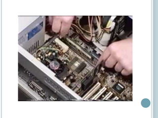 Tipos de Memoria RAMDRAM (Dynamic RAM)VRAM (Vídeo RAM)SRAM (Static RAM)FPM (Fast Page Mode)EDO (Extended Data Output)BEDO (Burst EDO)SDRAM (Synchronous DRAM)DDR SDRAM ó SDRAM II (Double Data Rate SDRAM)PB SRAM (Pipeline Burst SRAM)RAMBUSSIMM (Single In line Memory Module)DIMM (Dual In line Memory Module)DIP (Dual In line Package)Memoria Caché ó RAM CachéRAM Disk