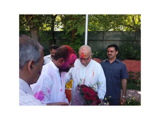 दक्षिण दिल्ली से बीजेपी उम्मीदवार रमेश विधूड़ी ने कैसे मनाई होली। देखें तस्वीरें 