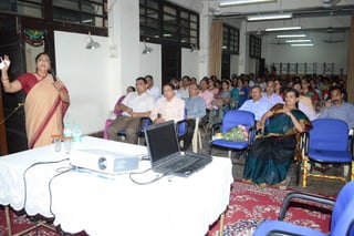 Prof. Vibhuti Patel soeaking on Gender Budgeting at CAG Head Office, mumbai 4 3-2015