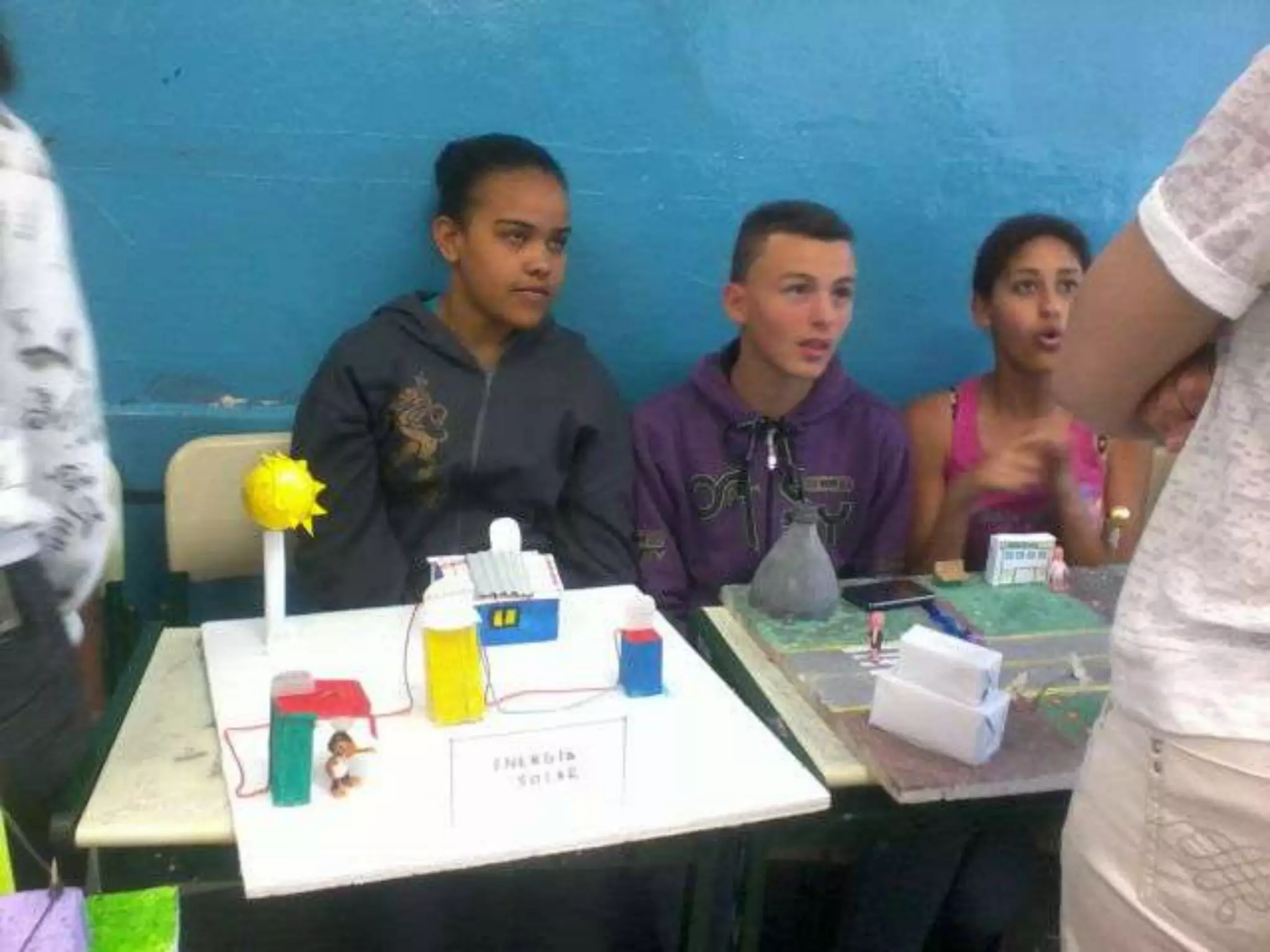 Profª. adriana fontes de energia