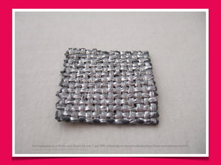 Reichstagsgebäude in Berlin vom 24. Juni bis zum 7. Juli 1995 vollständig mit aluminiumbedampftem Polypropylengewebe verhüllt.
By joho345 (Own work) [Public domain], via Wikimedia Commons
 