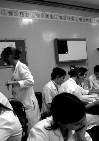 Programa de Formação em Saúde do Trabalhador




                                               23
 