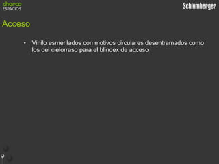 Acceso Vinilo esmerilados con motivos circulares desentramados como los del cielorraso para el blindex de acceso 